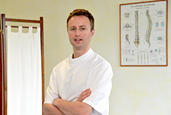 Christian Court graduated from the European School of Osteopathy (ESO-Maidstone-England) in 2003